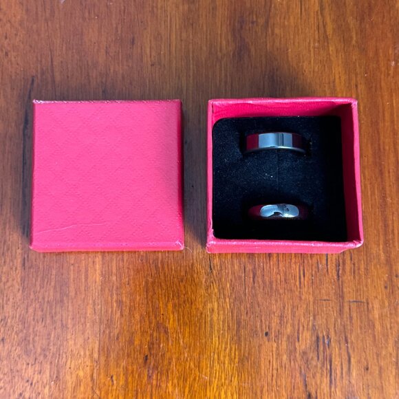 Magnetic Hematite Rings 2 Piece Set Sizes 6.5 & 7 NEW - Picture 4 of 9